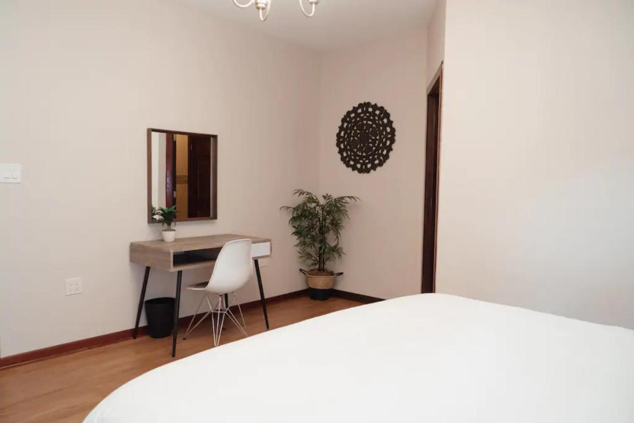 2Br Airy & Tidy Apt With Free Covered Parking - Central Modern Chicago Exteriér fotografie