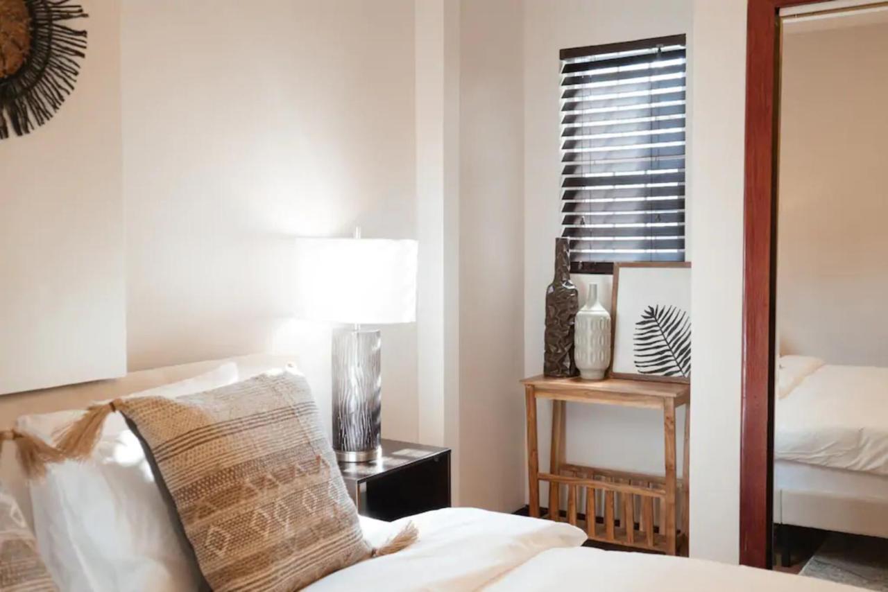 2Br Airy & Tidy Apt With Free Covered Parking - Central Modern Chicago Exteriér fotografie